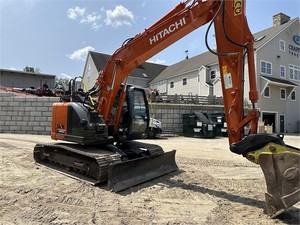 Excavadora de cadenas Hitachi ZX135 original de Japón, excavadora midi de segunda mano con motor Isuzu. - Product Image 4