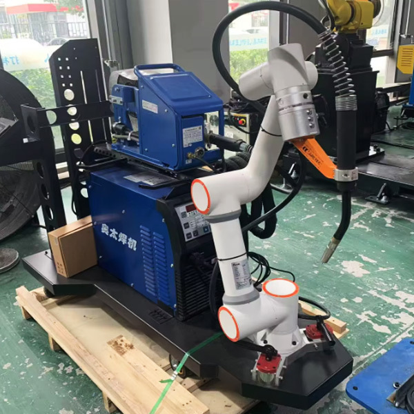 CNC Robot 6-Axis Arm Collaborative Desktop Robot 3kg Payload ESD-Safe for Cleanroom Electronics Featuring Core Motor PLC