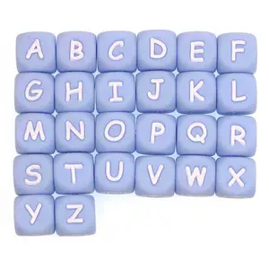 Jouets de dentition en silicone alphabet pour bébé Perle colorée Lettre de bricolage Autres perles en vrac 12mm 15mm Perle ronde en silicone personnalisée Vente en gros