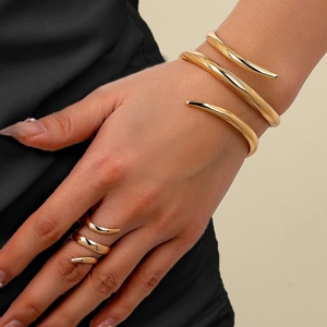 Bangles thời trang Thiết lập cá nhân Thả Nước ba lớp quanh co mở vòng đeo tay rỗng dòng desig nwomen của vòng đeo tay thiết lập - Product Image 1