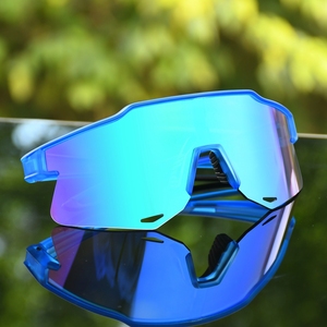 Nuevo diseño <span class=keywords><strong>de</strong></span> patente <span class=keywords><strong>gafas</strong></span> <span class=keywords><strong>de</strong></span> sol moda Ciclismo <span class=keywords><strong>Gafas</strong></span> al aire libre para hombre logotipo personalizado deportes acuáticos <span class=keywords><strong>gafas</strong></span> <span class=keywords><strong>de</strong></span> sol - Product Image 5