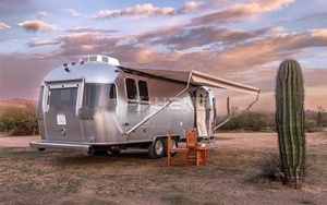 OEM en China: Remolque de Viaje (<span class=keywords><strong>Caravana</strong></span>) de Aluminio, una Celebración del Diseño Americano de 28 Pies con Puerta Trasera - Product Image 3