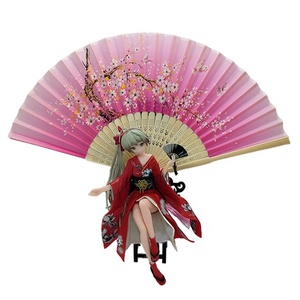 Figurine de dessin animé en PVC pour fille élégante, avec fan de <span class=keywords><strong>bande</strong></span> <span class=keywords><strong>dessinée</strong></span>, jouet à collectionner, cadeau décoratif, ornement - Product Image 1