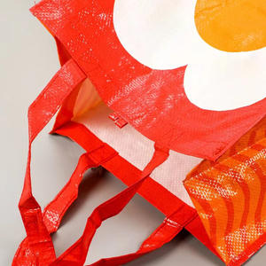 Sac de courses réutilisable personnalisé en PP tissé laminé recyclé avec motif lettres, poignées, fermeture éclair et bouton, logo imprimé - Product Image 3