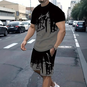 Conjunto de camiseta y pantalones cortos de punto estampado para hombre King, 100% algodón, transpirable, ropa casual con detección de aguja - Product Image 3