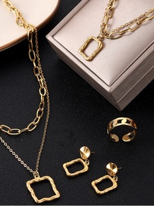 ชุด4ชิ้นสแตนเลสสตีลใหม่ชุบทอง18K ชุดเครื่องประดับต่างหูสร้อยคอปราศจากการเสื่อมเสีย - Product Image 6