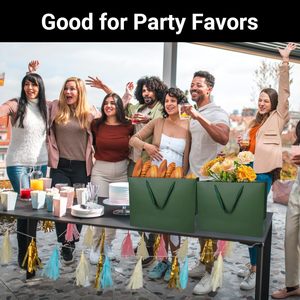 ถุงของขวัญกระดาษพิมพ์โลโก้ของคุณเองกระเป๋าช้อปปิ้งหรูหรามีตราสินค้าขายปลีกขนาดเล็กพร้อมโลโก้ - Product Image 4