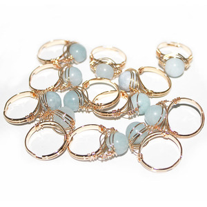 Bague en pierre originale en cristal naturel, bague circulaire en pierre naturelle enroulée à la main - Product Image 5