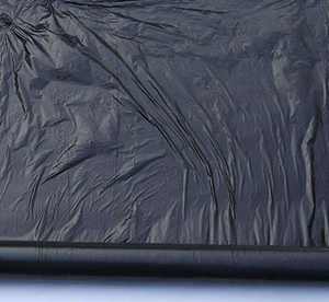 Film de paillis noir plantation de fraises film d'isolation thermique film PE de taille personnalisée pour l'agriculture - Product Image 1