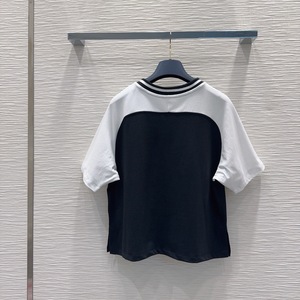 Chemisier à manches courtes torsadé bleu clair délavé pour l'été 2026 - Product Image 2