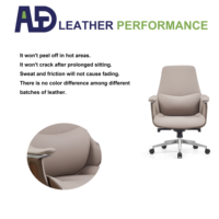 Chaise de bureau de direction ergonomique de luxe moderne à dossier haut en cuir véritable avec base pivotante