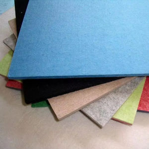 Panel de Fibra de Poliéster Moderno, Ignífugo, Insonorizado e Impermeable, con Diseño Gráfico para el Salón de Conferencias del Colegio Internacional de Malasia - Product Image 1