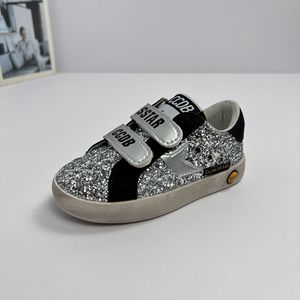 2025 nuovo Design moda ragazzi con paillettes Casual Star Sneakers <span class=keywords><strong>Glitter</strong></span> paillettes sportive Casual <span class=keywords><strong>scarpe</strong></span> Casual - Product Image 5