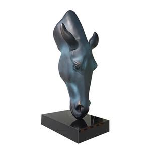 Escultura Moderna de Fibra de Vidrio Personalizada, Venta Directa de Fábrica, Escultura de Cabeza de Caballo de Bronce de Gran Tamaño, Busto de Caballo de Resina para Galería - Product Image 1