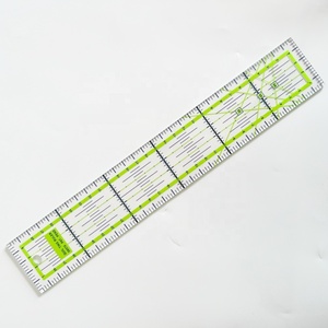 ไม้บรรทัดเย็บผ้าแบบใสกันลื่น ขนาด 30x5 ซม. สำหรับงาน DIY - Product Image 1