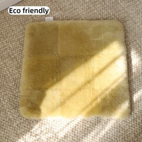 Échantillon de coussin de siège confortable en fourrure de mouton véritable, laine ciselée, doux, carré, rembourré, durable, pour voiture et maison, vente en gros