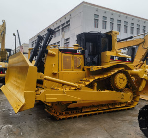 รถดันดิน CAT D7R มือสอง อุปกรณ์หนักสำหรับงานก่อสร้าง รถดันดิน Cat D7r มือสองสำหรับขาย - Product Image 5