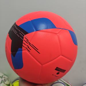 Balón de Fútbol Cosido a Máquina, Resistente a la Intemperie, con Unión Térmica, para Partidos y Entrenamientos al Aire Libre en Días Lluviosos o Soleados - Product Image 2
