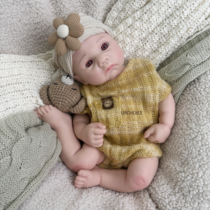 Muñeca de Silicona de 39 cm con Ojos Abiertos, Muñeca de Silicona Reborn, Juguetes de Silicona Sólida Realistas, Muñecos de Niño Recién Nacido, Regalo de Cumpleaños - Product Image 1