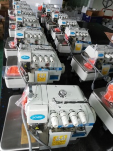 OFERTA ESPECIAL Máquina de <span class=keywords><strong>Coser</strong></span> Industrial Overlock de 4 Hilos con Accionamiento Directo para la Industria - Product Image 4