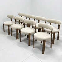 Nordischer Designer Gepolsterter Holzstuhl Skulpturaler Geometrischer Massivholz-Esszimmerstuhl für Hotelprojekte und Restaurants
