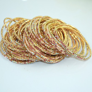 89 Designs Braccialetto Tennis da Ragazza all'Ingrosso con Strass Misti e Cordino Elastico, Braccialetto Tennis con Diamanti - Product Image 4