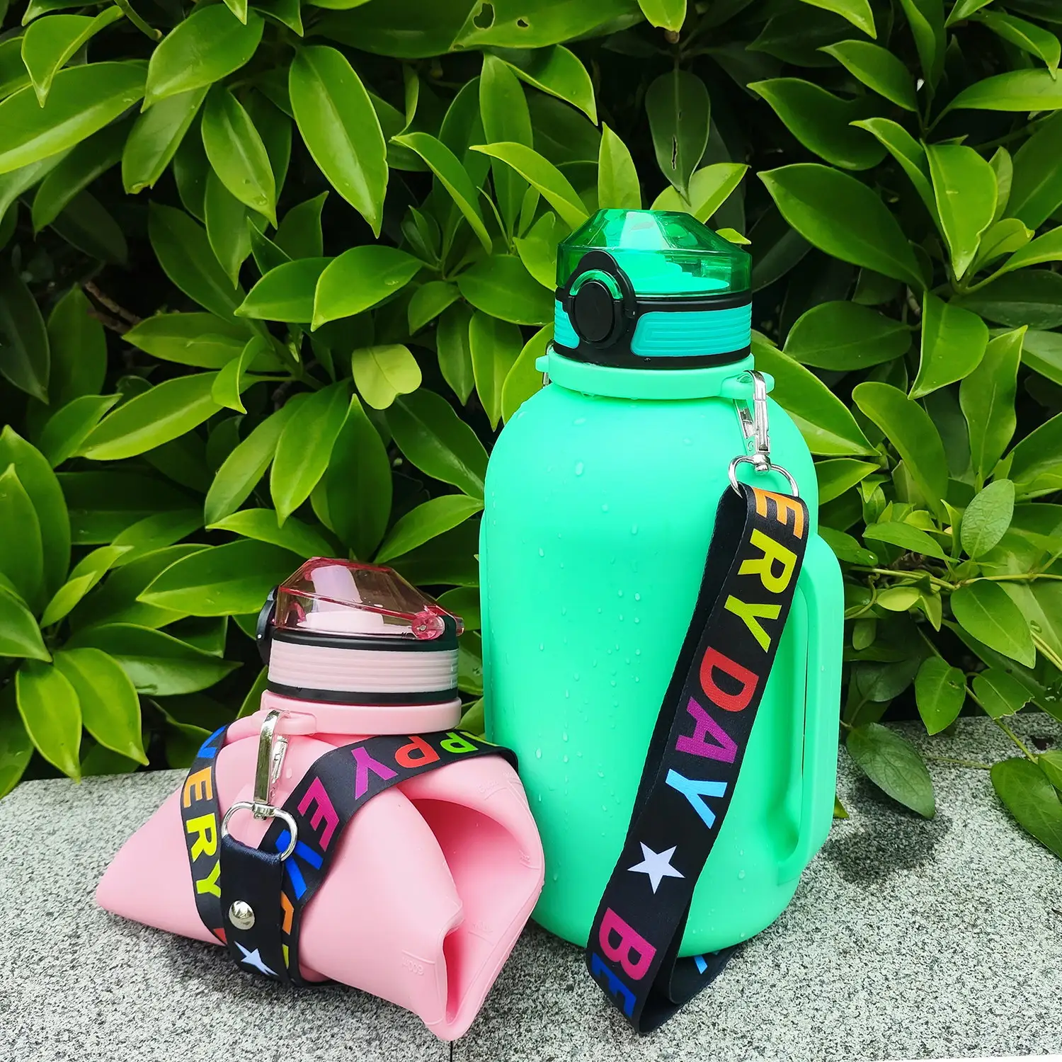 New Items 2L Sport Bottle Collapsible Drink Bottle Foldable Silicone Water Bottles With Straw