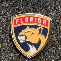 Nouveau produit Hockey sur glace américain Nh broche élégant collier en métal insigne lettre broche vêtements sac à dos accessoires