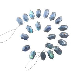 หินลาบราดอไรต์ธรรมชาติ21ชิ้น,ลูกปัดโลหะเคลือบเครื่องประดับแฮนด์เมดรูปทรงแฟนซีแฟลชสีน้ำเงิน - Product Image 1