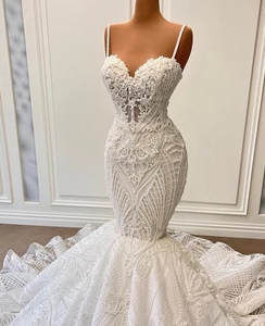 S0582N Vestido de Novia Moderno para Mujer, Blanco, con Encaje Pesado, Largo hasta el Suelo, Personalizado, con Perlas de Lujo y Cuentas, Silueta Sirena/Trompeta - Product Image 2