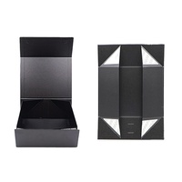 Boîte cadeau magnétique pliable haut de gamme avec doublure en éponge, emballage en carton en forme de livre, ruban, impression UV, gaufrage, dossiers
