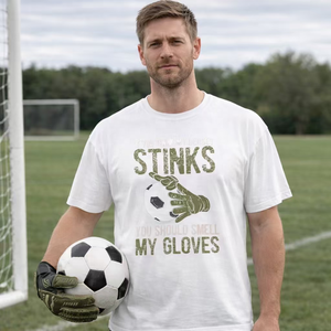 Camiseta personalizada divertida con la frase «si crees que mi actitud es una mierda», camiseta gráfica de algodón, regalo ideal para portero de fútbol - Product Image 3