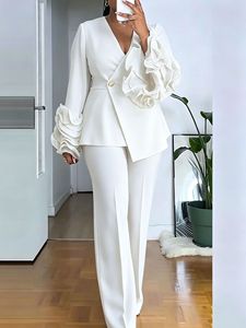 Nuovo Completo Blazer da Donna a Maniche Lunghe <span class=keywords><strong>con</strong></span> Finiture in <span class=keywords><strong>Pizzo</strong></span> sui Polsini, Vestibilità Slim <span class=keywords><strong>con</strong></span> Pantaloni Abbinati - Product Image 4