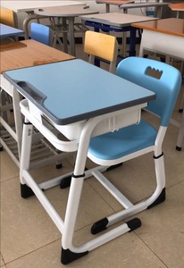 Muebles clásicos de escuela secundaria <span class=keywords><strong>Pupitres</strong></span> Juego de escritorios y sillas escolares Accesorios Mesa para niños - Product Image 2
