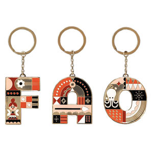 Porte-clés en métal personnalisé JIAYUE avec lettres, design ludique et coloré, en alliage de zinc, tendance et à la mode, cadeau de voyage - Product Image 1