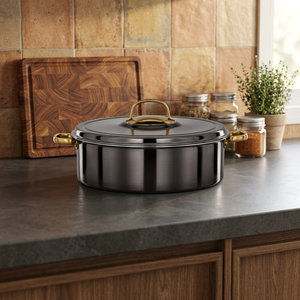Casserole ronde en acier inoxydable avec couvercle en verre 24 cm, revêtement émaillé durable pour tous types de cuisinières, design minimaliste - Product Image 3