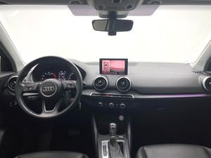 <span class=keywords><strong>Audi</strong></span> <span class=keywords><strong>Q2</strong></span> 35TFSI 1.4T del 2021 - <span class=keywords><strong>SUV</strong></span> Usato Economico per Piccole Famiglie, a Basso Consumo e Adatto all'Uso Urbano - Product Image 4