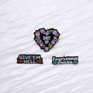 Épingles en émail « Cartoon Give Them Hell Everything Sucks » <span class=keywords><strong>pour</strong></span> <span class=keywords><strong>sac</strong></span> à dos, vêtements, badge en métal <span class=keywords><strong>pour</strong></span> revers, broches <span class=keywords><strong>pour</strong></span> col de chemise, accessoires <span class=keywords><strong>pour</strong></span> amis - Product Image 3