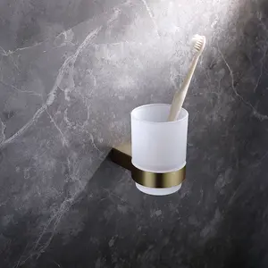 उच्च गुणवत्ता वाले बाथरूम सामान ब्रश सोने के कप टंबलर धारक टूथब्रश कप धारकों