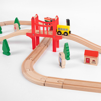Ensemble de train en bois Offre Spéciale Assemblage de train ferroviaire en bois Jouets de train en bois