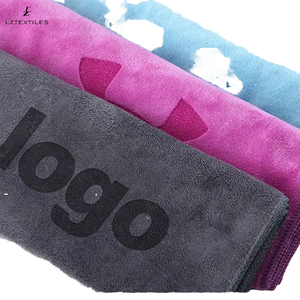 Toalla de Microfibra de Secado Rápido de 35*75cm con Logotipo Personalizado al por Mayor para Barbería y Salón de Belleza - Product Image 1