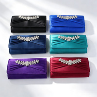 Pochette de soirée plissée en satin de luxe avec strass, sac à main scintillant pour femme, élégant pour mariage et fête