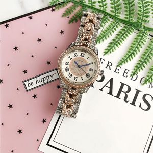 Reloj de pulsera clásico de moda con caja de aleación, estilo moderno, movimiento japonés de cuarzo, para mujer, con diamantes y moissanita. - Product Image 3