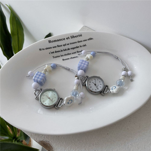 Nuevo diseño de nicho para estudiantes de relojería que solo necesitan saber la hora, especialmente para chicas de secundaria. - Product Image 1