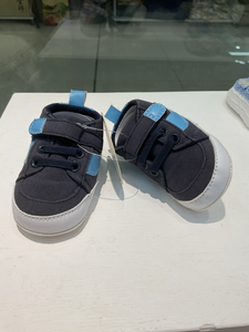 Scarpe da passeggio per bambini Sole in finta pelle da passeggio antiscivolo traspiranti scarpe da terra per 0-1 anno per le vacanze - Product Image 2