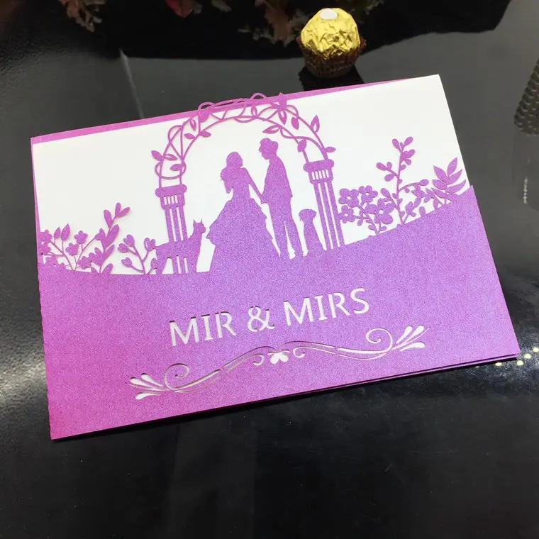 封筒付きプロの低価格ウェディングカード印刷インサート結婚式の招待状セットカード