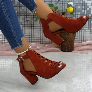 Chaussures Femme - Sandales élégantes à bout carré avec semelle souple et matériaux de haute qualité - Product Image 5