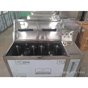 Drum washer Rotary brush plastic drum washer 5 gallon bucket scour recycling mineral water bucket cleaning machine