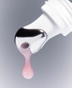 Baume à lèvres repulpant et teinté en tube souple de 10ml/15ml avec votre logo, fini <span class=keywords><strong>nacré</strong></span> tendance, traitement huileux pour les lèvres - Product Image 1