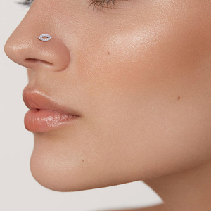 Vente en gros de bijoux de <span class=keywords><strong>piercing</strong></span> corporel en Titane ASTM F136 16G, en forme de <span class=keywords><strong>bouche</strong></span>, à filetage interne, pour nez, cartilage, hélix, oreille et labret - Product Image 2